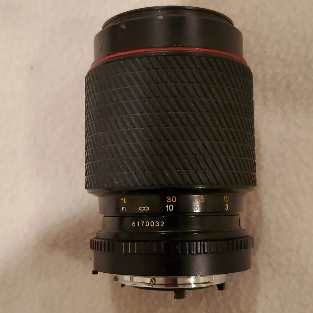 Tokin 70-210 MM Lens